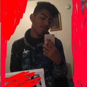 Meet your Posher, Emi